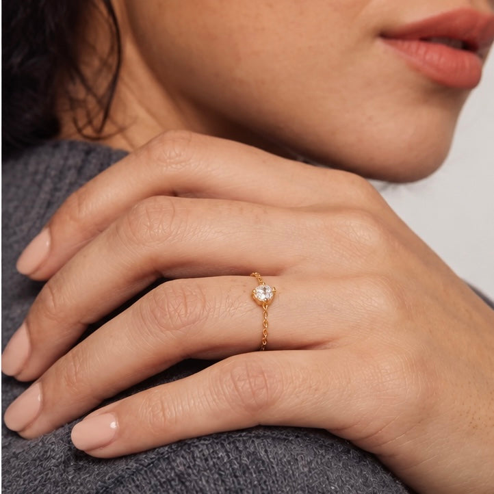 Dainty Heart Chain Ring 18K Gold Plated (adjustable)